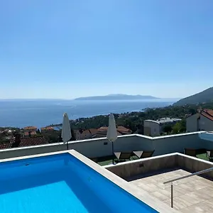 Stella - Heated Rooftop Swimming Pool Ičići