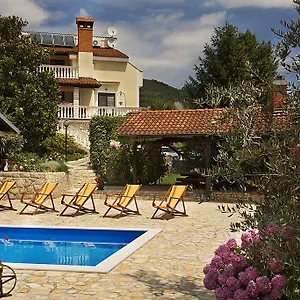 Petricic With Swimming Pool Ičići